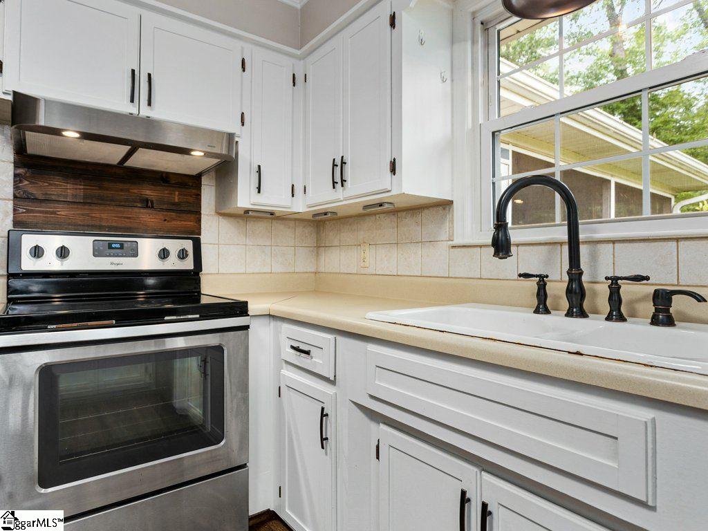421 State Rd S-42-820 Inman, SC 29349 - Photo 12 of 36