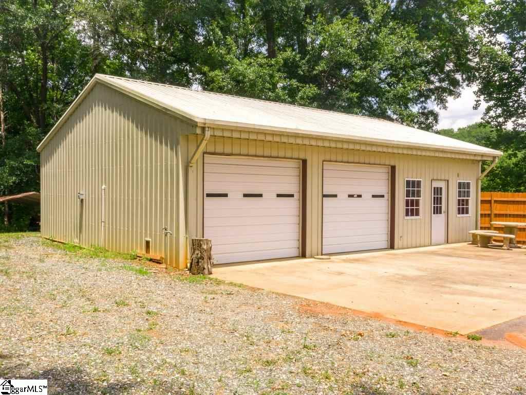 421 State Rd S-42-820 Inman, SC 29349 - Photo 32 of 36