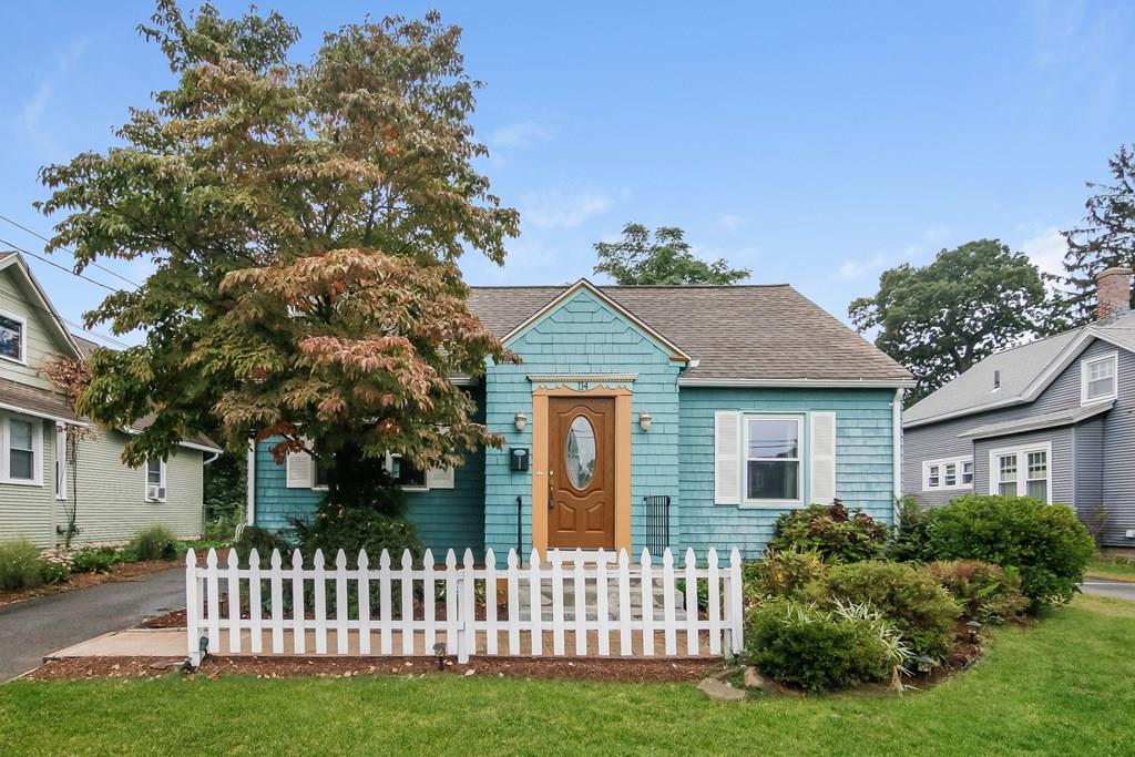 114 Winton Street Springfield, MA 01118 - Photo 2 of 29