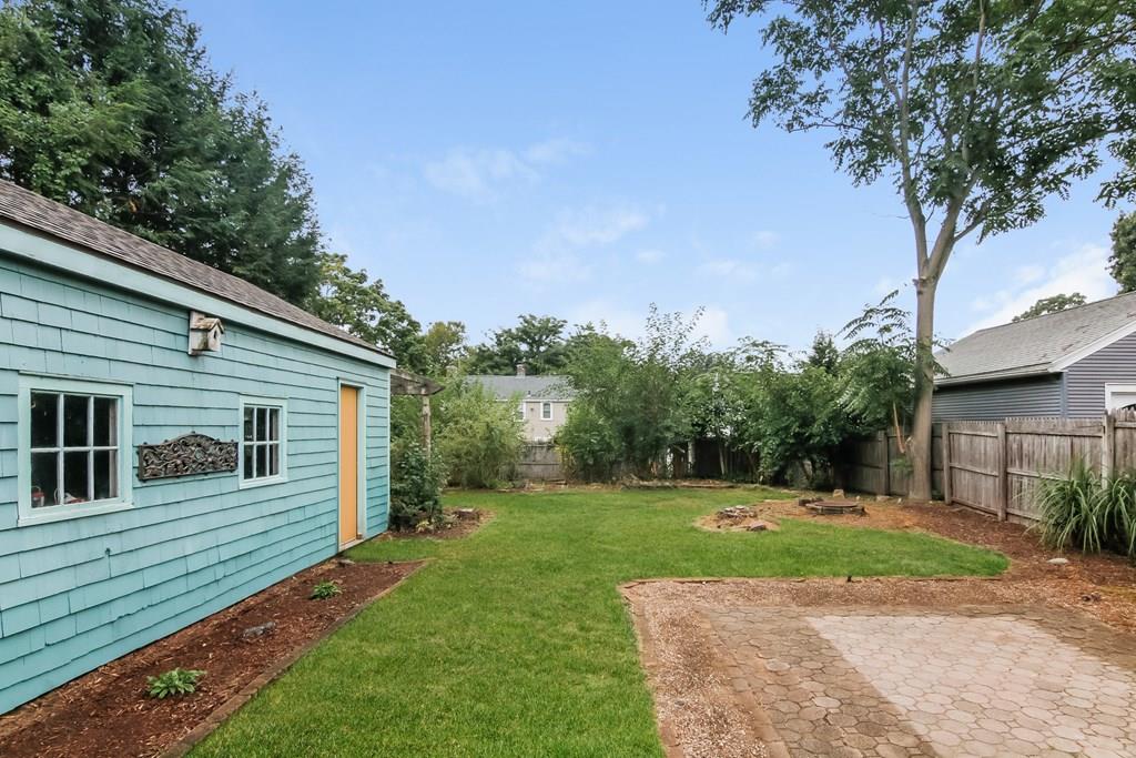 114 Winton Street Springfield, MA 01118 - Photo 25 of 29