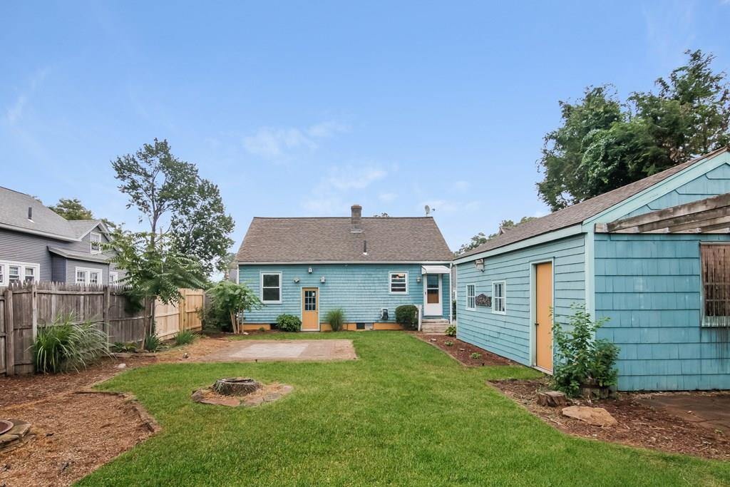 114 Winton Street Springfield, MA 01118 - Photo 26 of 29