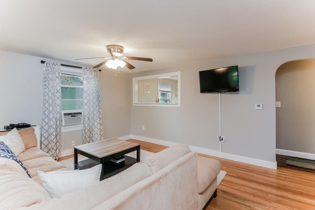 114 Winton Street Springfield, MA 01118 - Photo 6 of 29