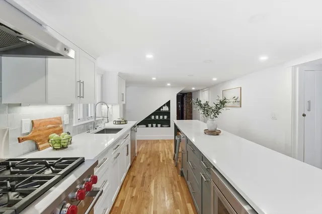 $1,499,900 | 52 Salem Street, Andover, MA 01810