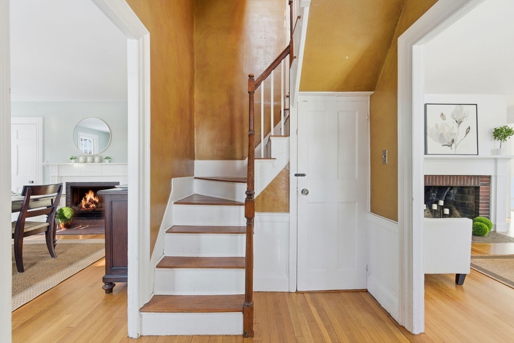 52 Salem Street Andover, MA 01810 - Photo 5 of 42