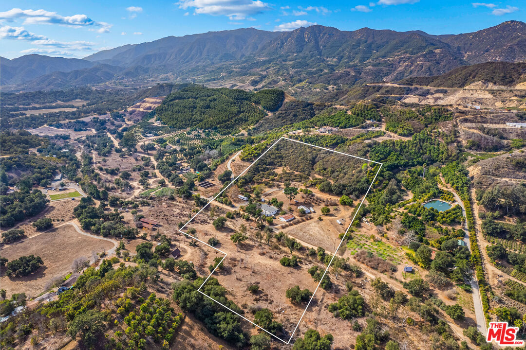 41322 De Luz Road Fallbrook, CA 92028 - Photo 21 of 29 an aerial view of residential house and green space