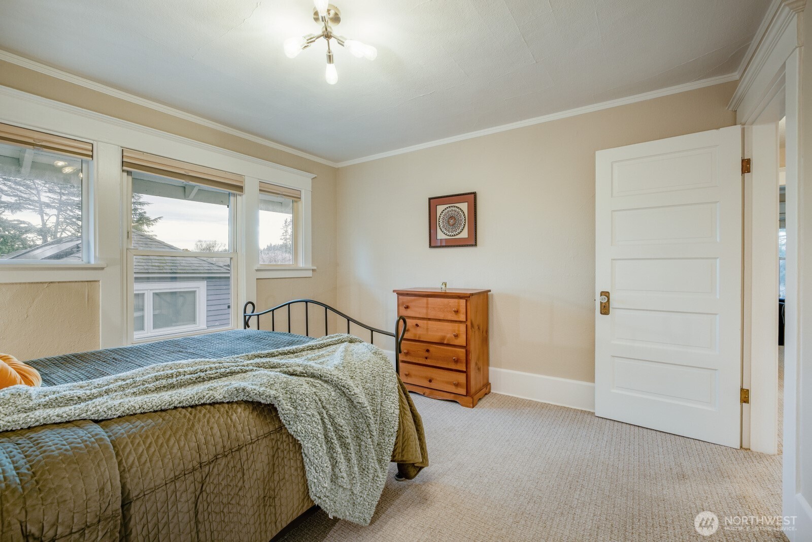 2830 33rd Avenue South Seattle, WA 98144 - Photo 14 of 29