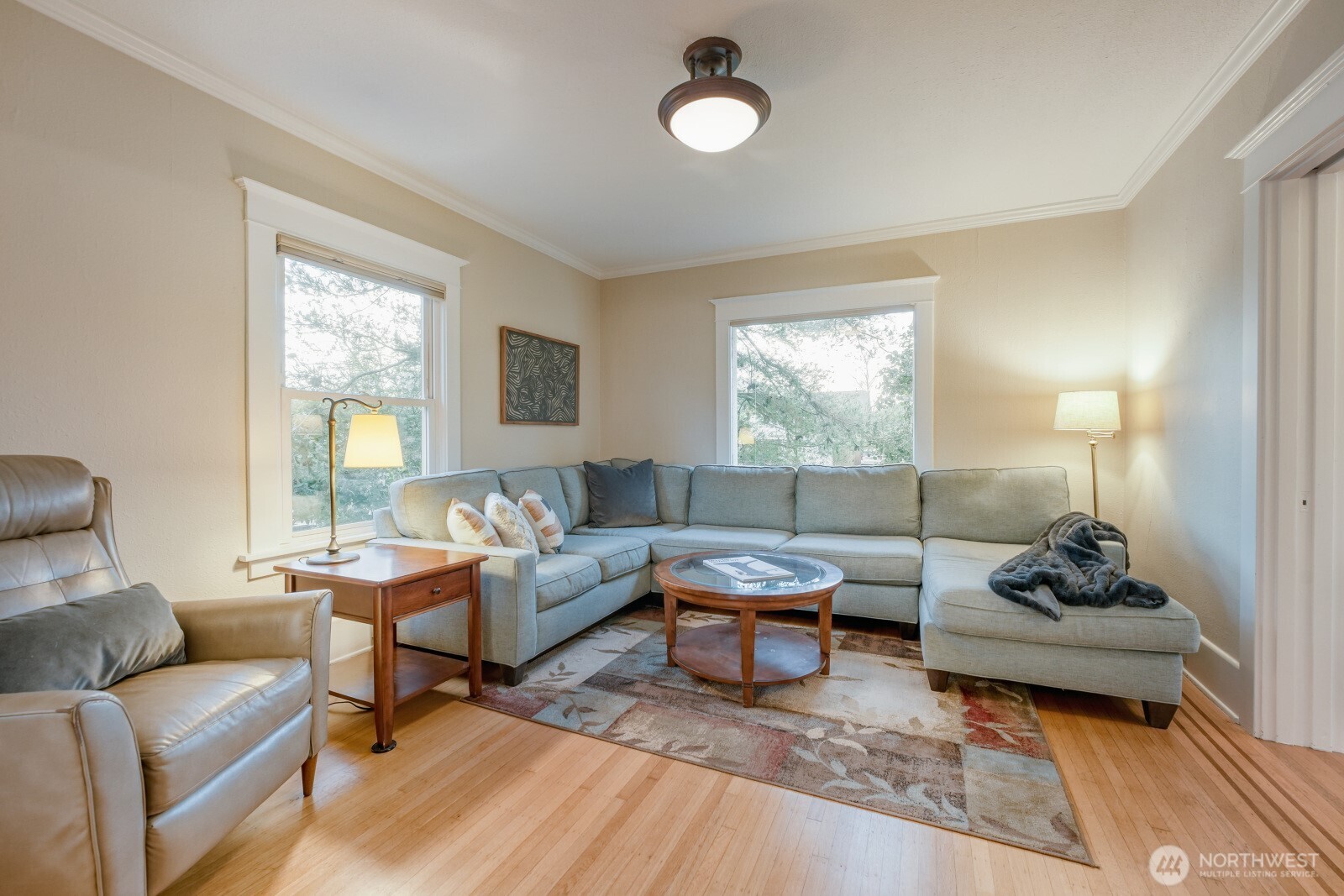 2830 33rd Avenue South Seattle, WA 98144 - Photo 5 of 29