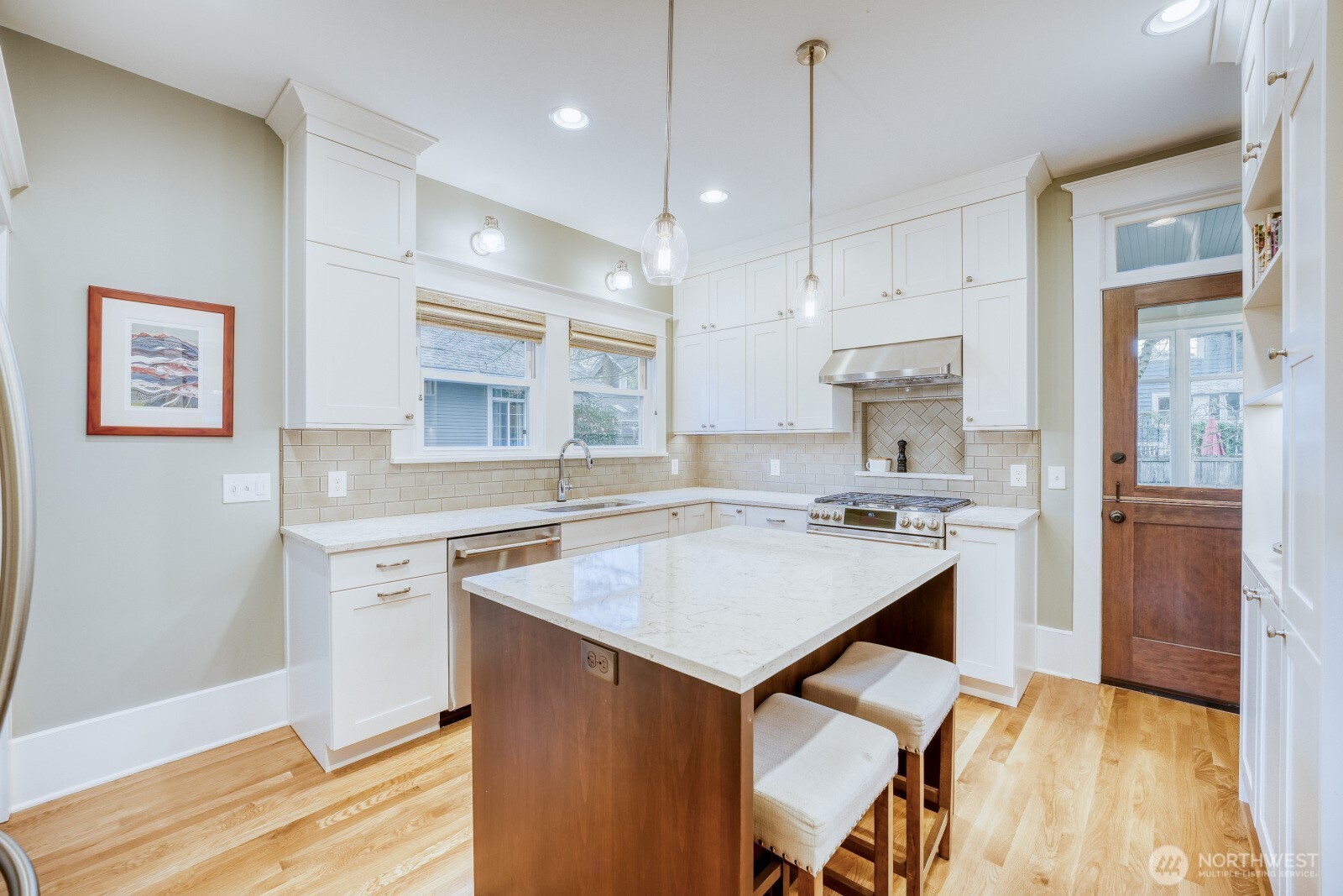 2830 33rd Avenue South Seattle, WA 98144 - Photo 7 of 29