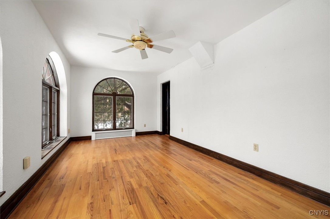 310 Barrington Road Syracuse, NY 13214 - Photo 15 of 39