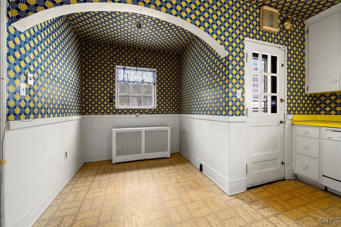 310 Barrington Road Syracuse, NY 13214 - Photo 17 of 39