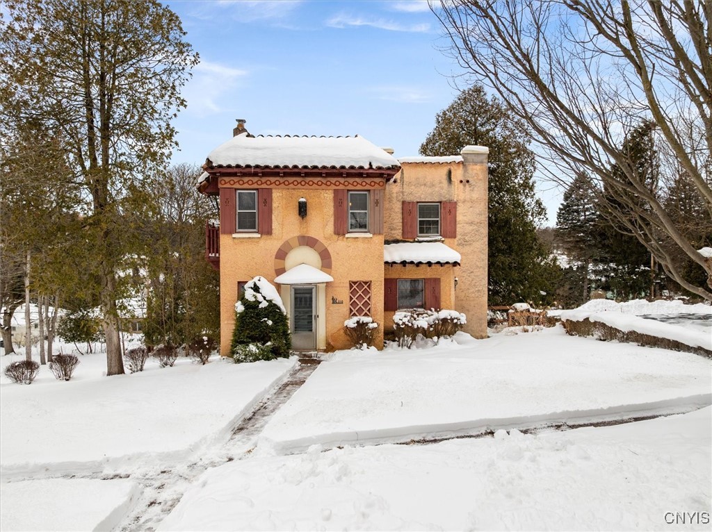 310 Barrington Road Syracuse, NY 13214 - Photo 2 of 39