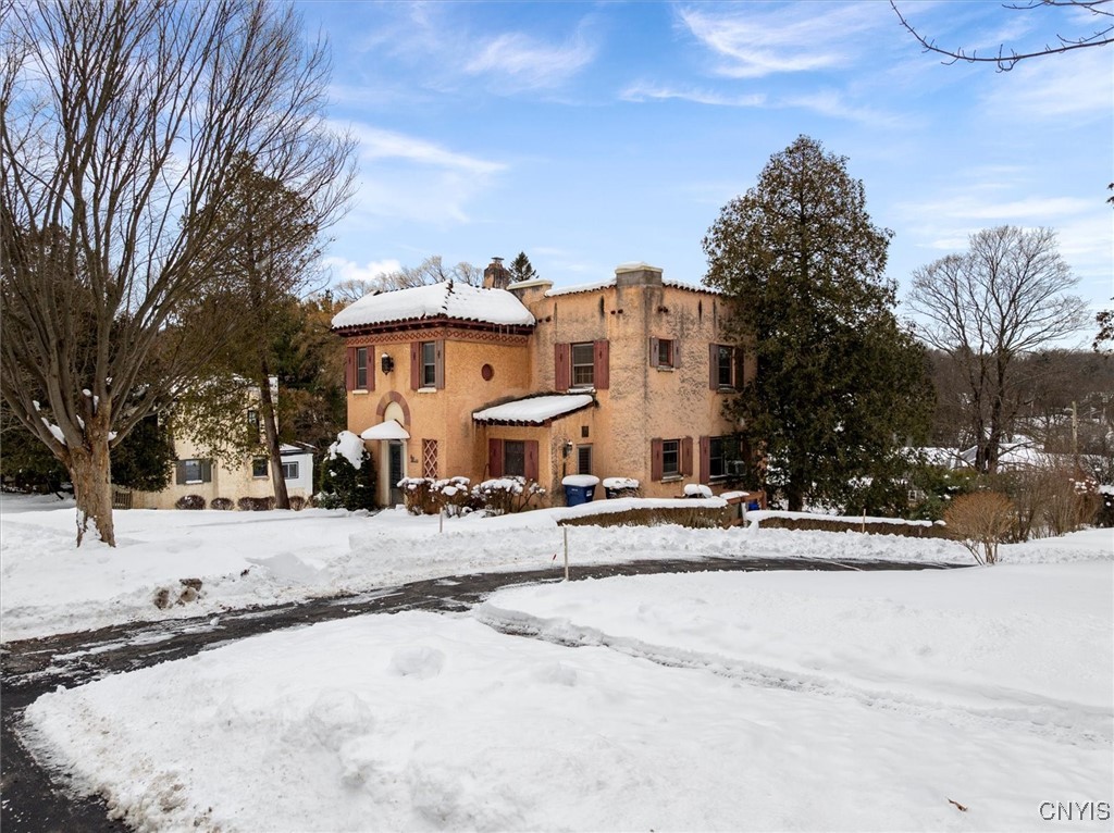 310 Barrington Road Syracuse, NY 13214 - Photo 3 of 39