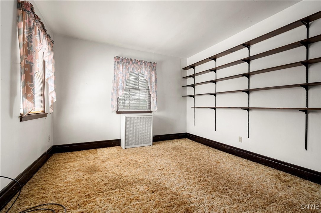 310 Barrington Road Syracuse, NY 13214 - Photo 32 of 39