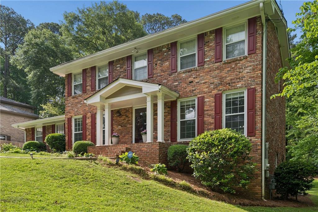 3265 Henderson Creek Road Atlanta, GA 30341 - Photo 3 of 42