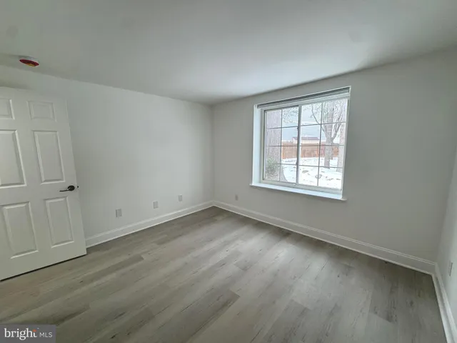 $1,950 | 4420 A Groombridge Way, Unit 29/20A, Alexandria, VA 22309