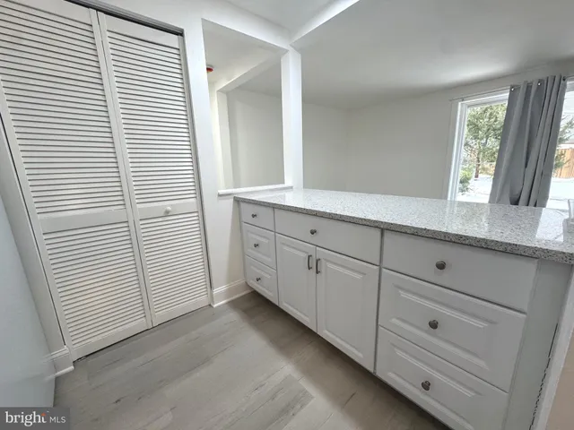 $1,950 | 4420 A Groombridge Way, Unit 29/20A, Alexandria, VA 22309