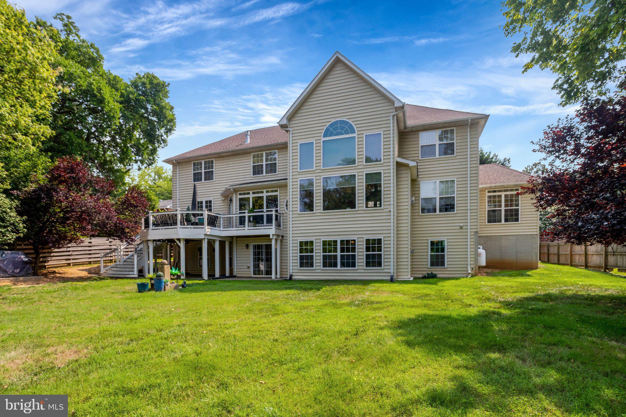 9219 Fort Foote Road Fort Washington, MD 20744 - Photo 61 of 68 Spacious home with lush green yard.