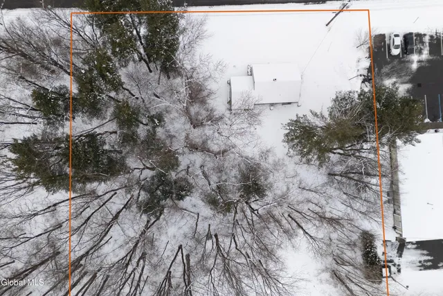 $550,000 | Undisclosed Address, Halfmoon, NY 12065