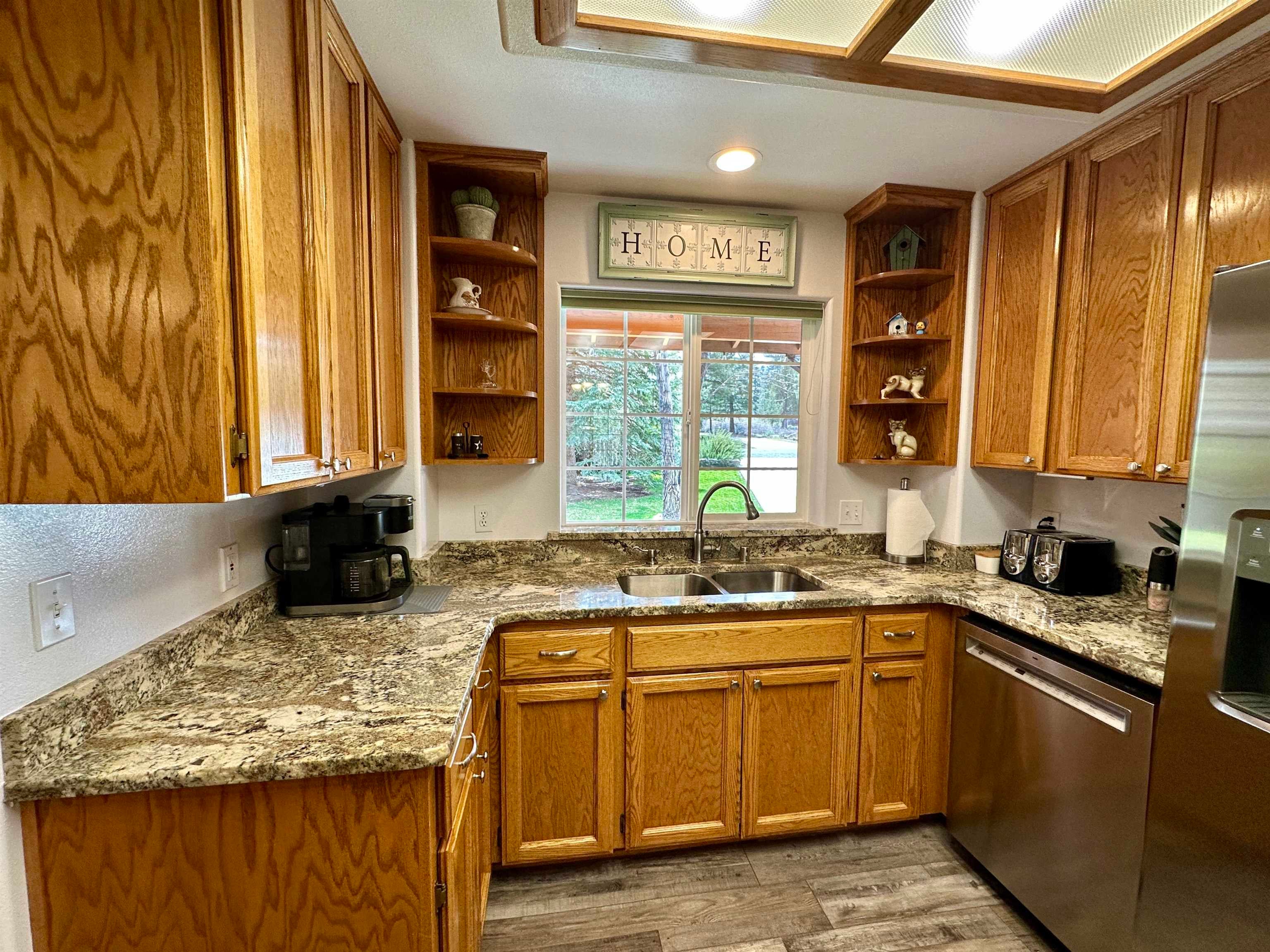 17445 Jack Rabbit Road Weed, CA 96094 - Photo 4 of 38 Gallery Image 4