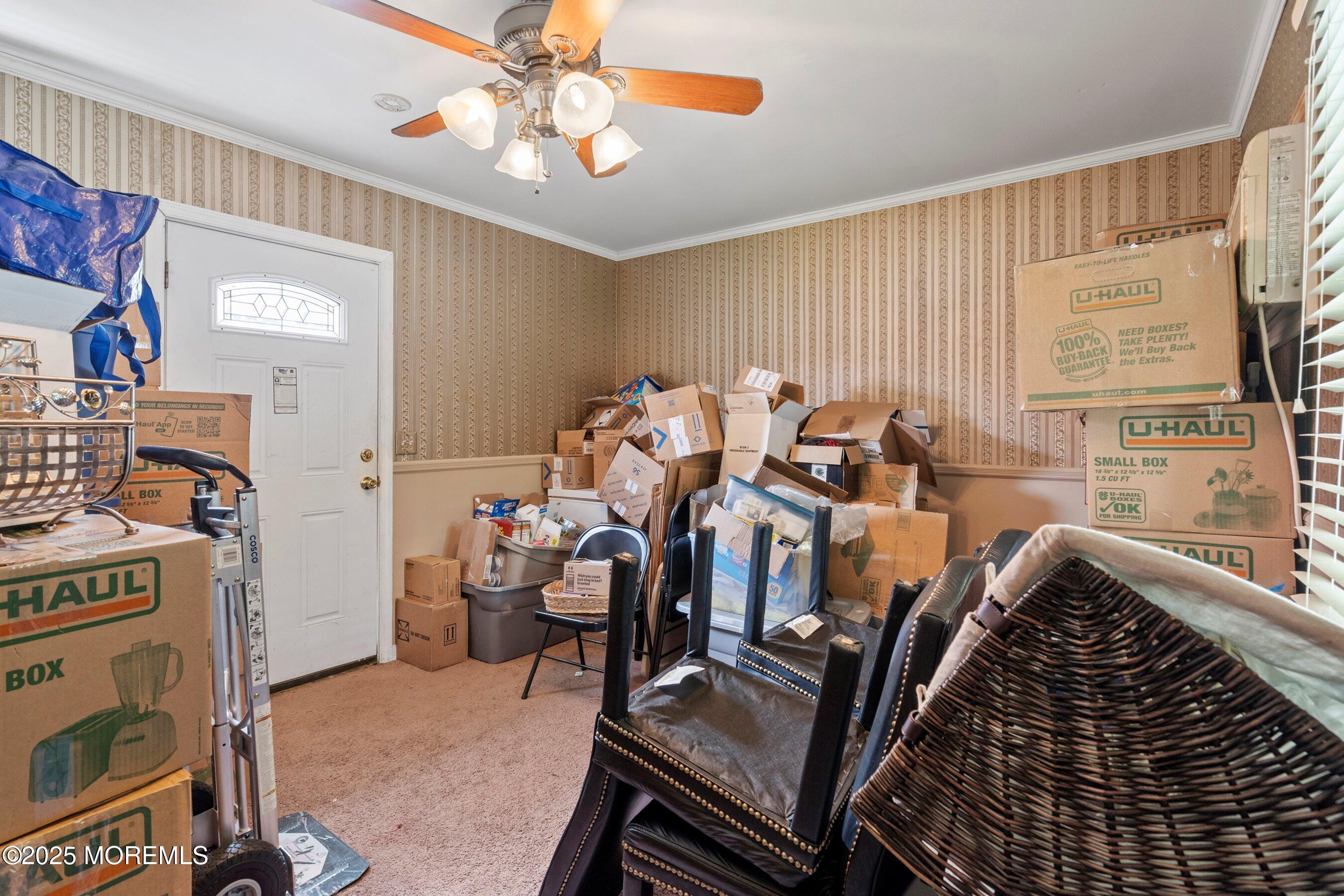 33 Willow Brook Road Freehold, NJ 07728 - Photo 17 of 36 20-Bed 1