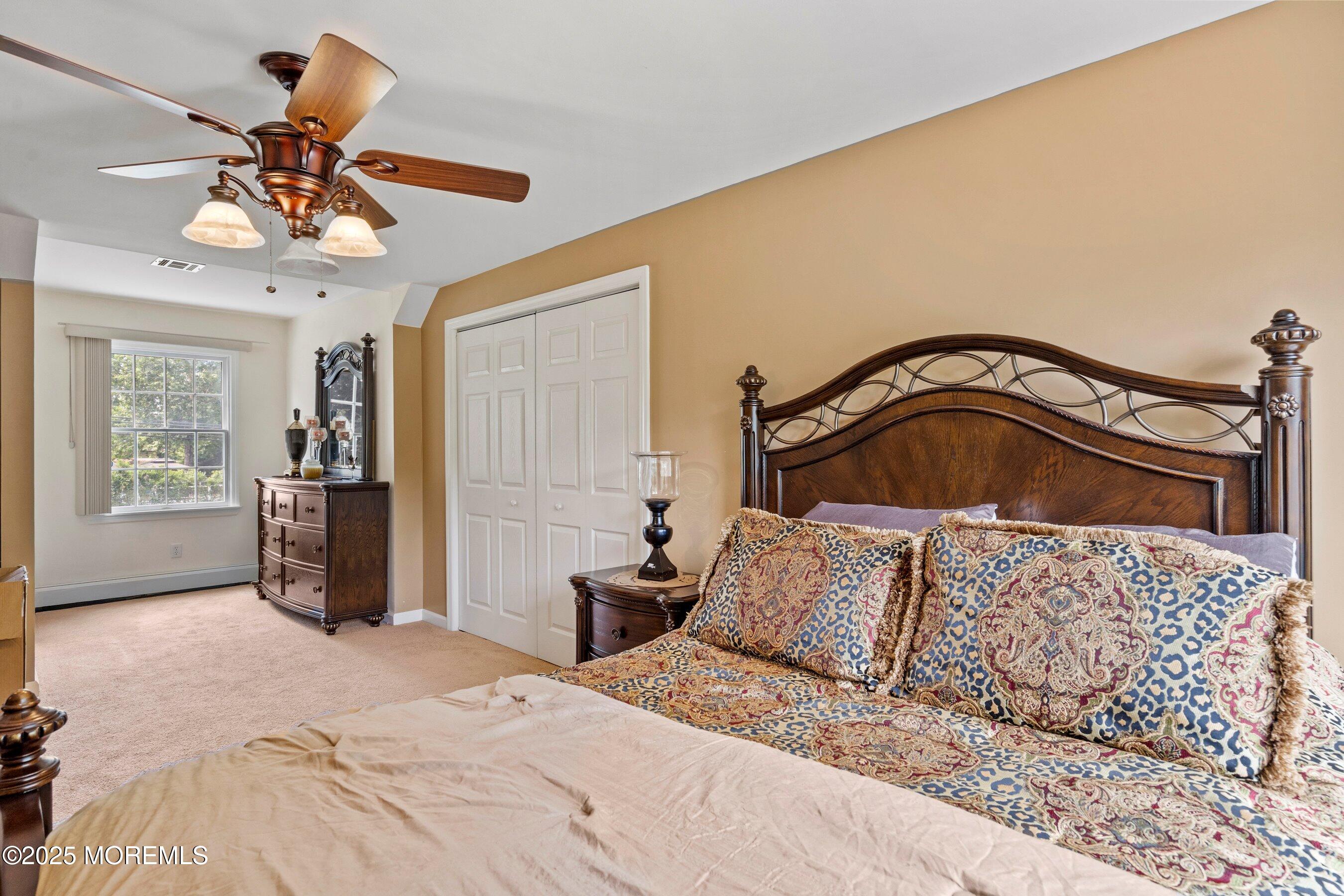 33 Willow Brook Road Freehold, NJ 07728 - Photo 24 of 36 27-Bed 3B