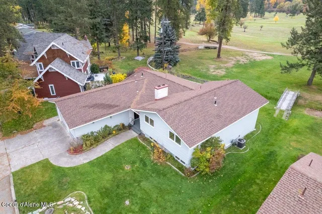 $599,000 | 301 Woodland Drive, Pinehurst, ID 83850