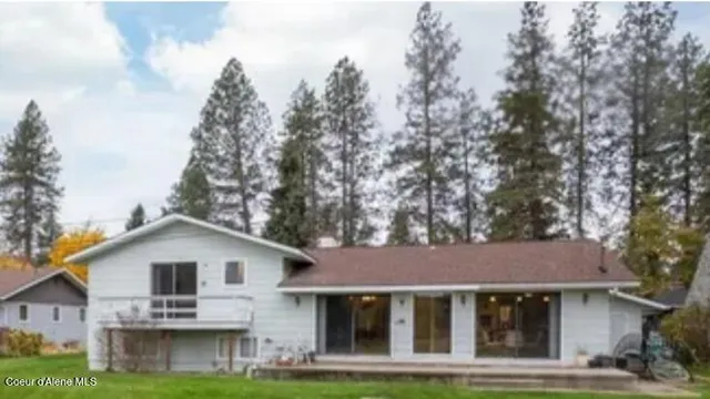 $599,000 | 301 Woodland Drive, Pinehurst, ID 83850