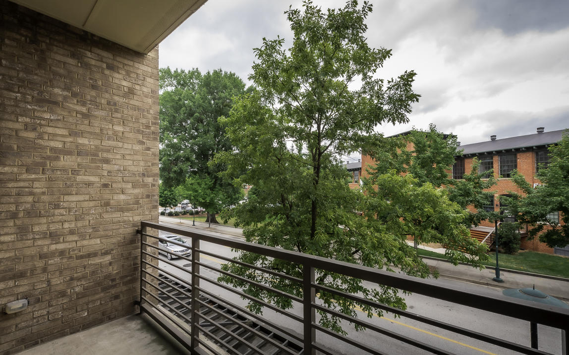 200 Manufacturers Road, Unit 246 Chattanooga, TN 37405 - Photo 19 of 29 DSC_9202
