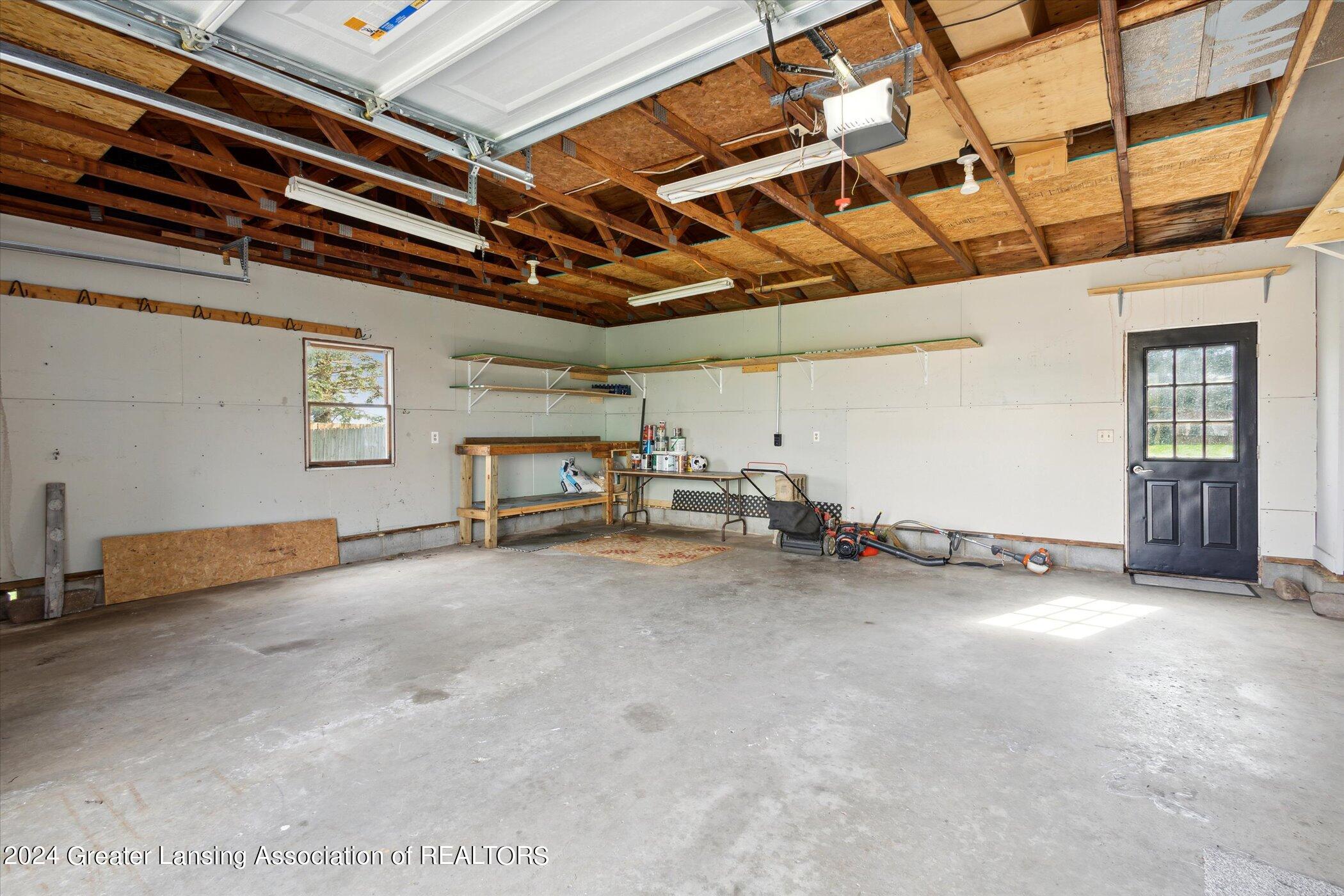 8378 North Cochran Road Grand Ledge, MI 48837 - Photo 30 of 40 32-8378-N-Cochran-Rd-Grand-Ledge-MI-4883