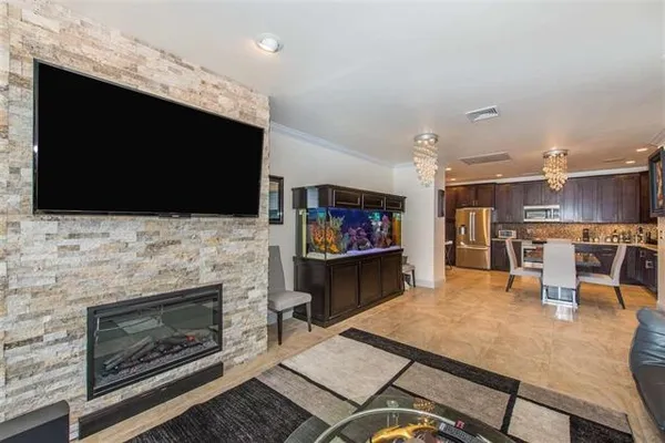 $695,000 | 75 Liberty Avenue, Unit E10, Jersey City, NJ 07306