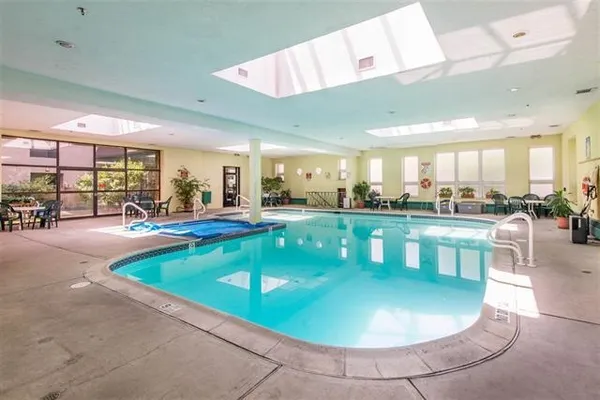 $695,000 | 75 Liberty Avenue, Unit E10, Jersey City, NJ 07306