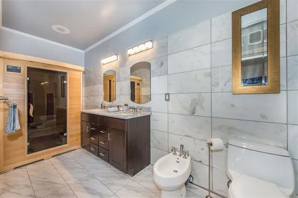 $695,000 | 75 Liberty Avenue, Unit E10, Jersey City, NJ 07306