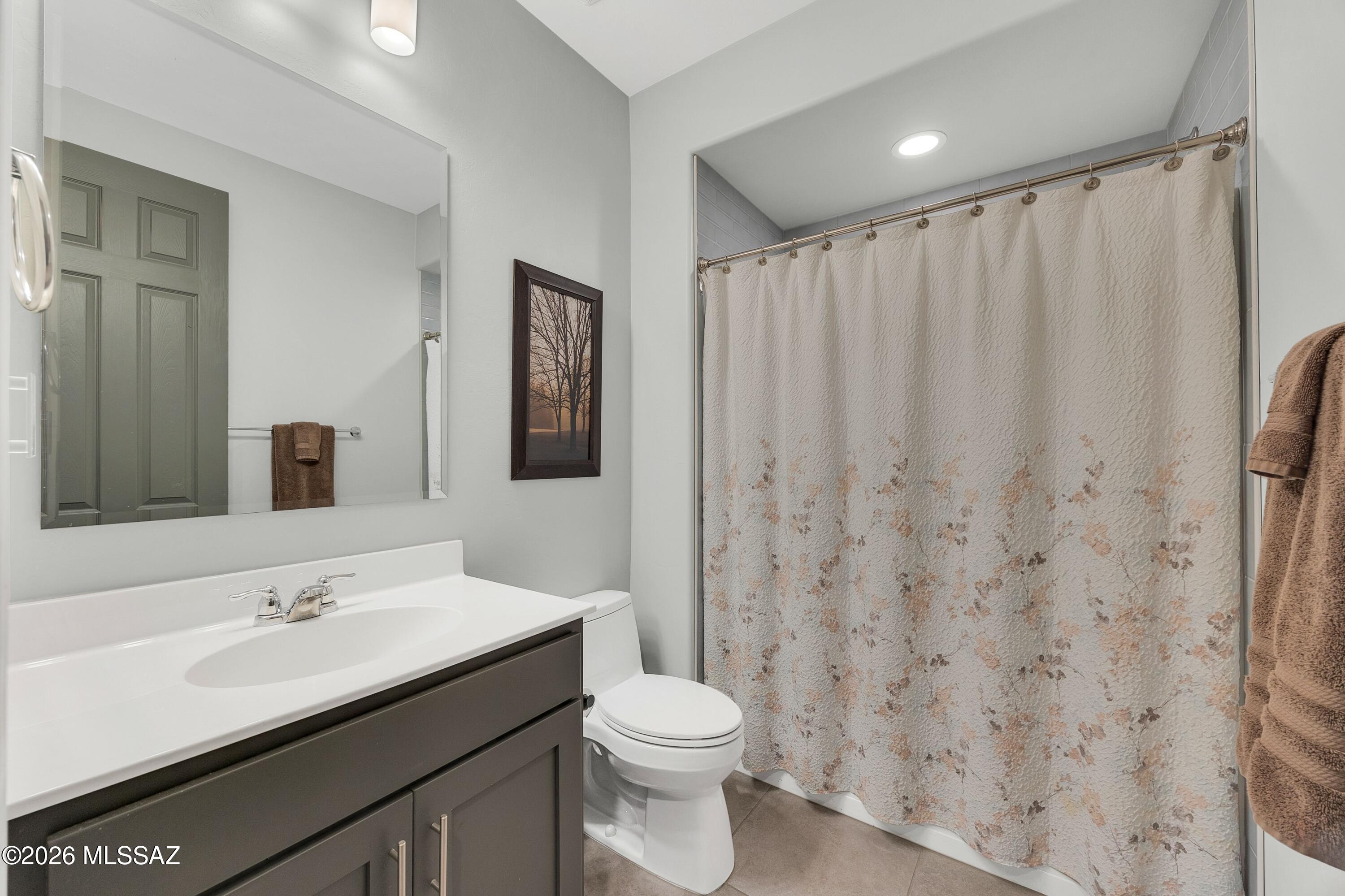 8428 North Lone Ranger Road Tucson, AZ 85743 - Photo 28 of 40