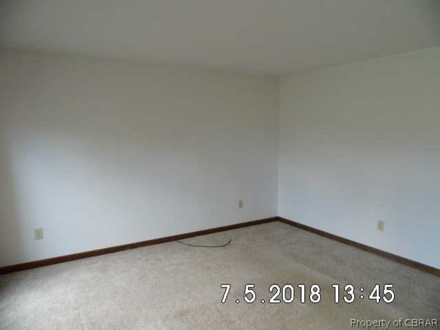 9798 Davenport Road Gloucester, VA 23061 - Photo 4 of 13