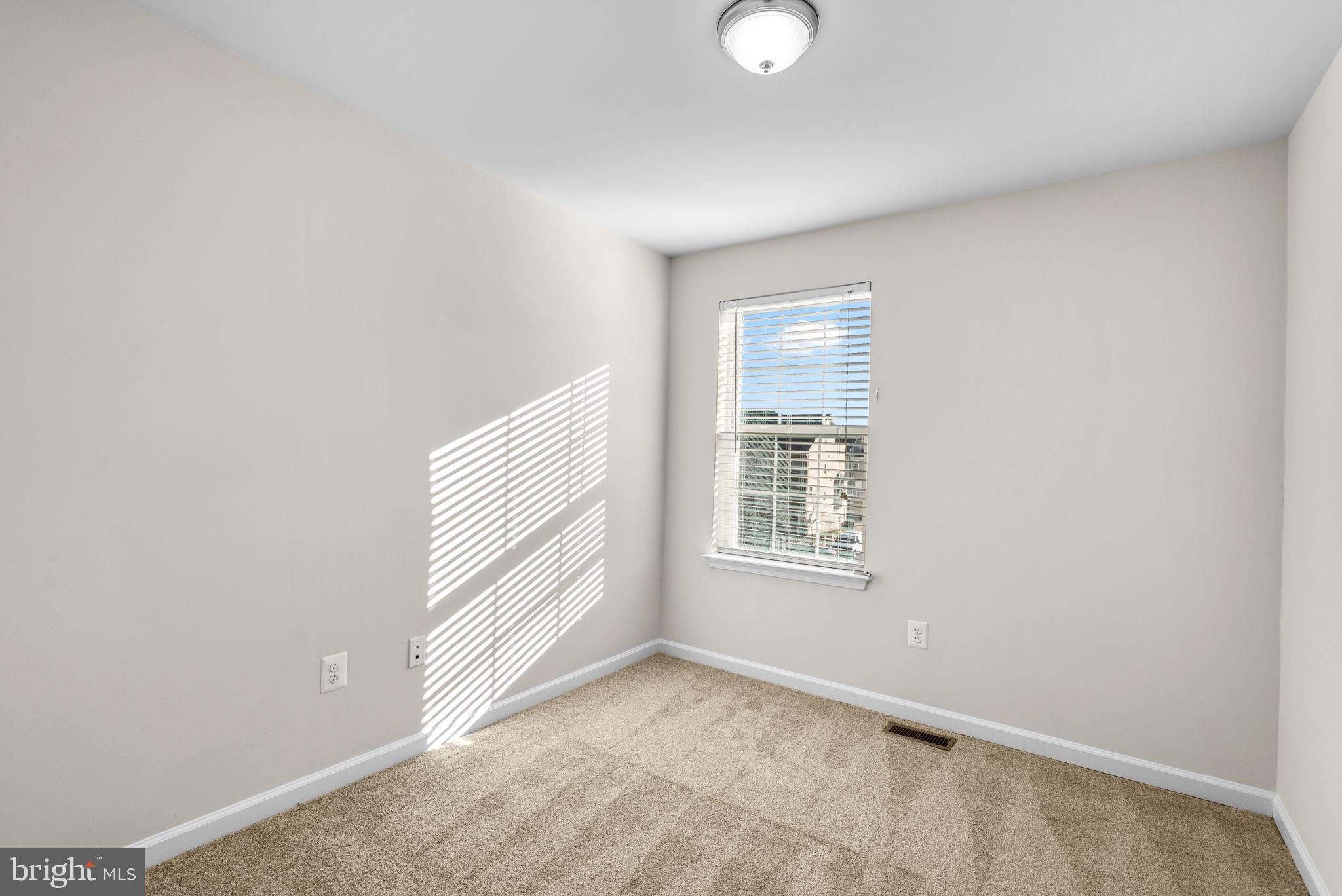 7126 Beaumont Place Hanover, MD 21076 - Photo 17 of 32 Bedroom 3