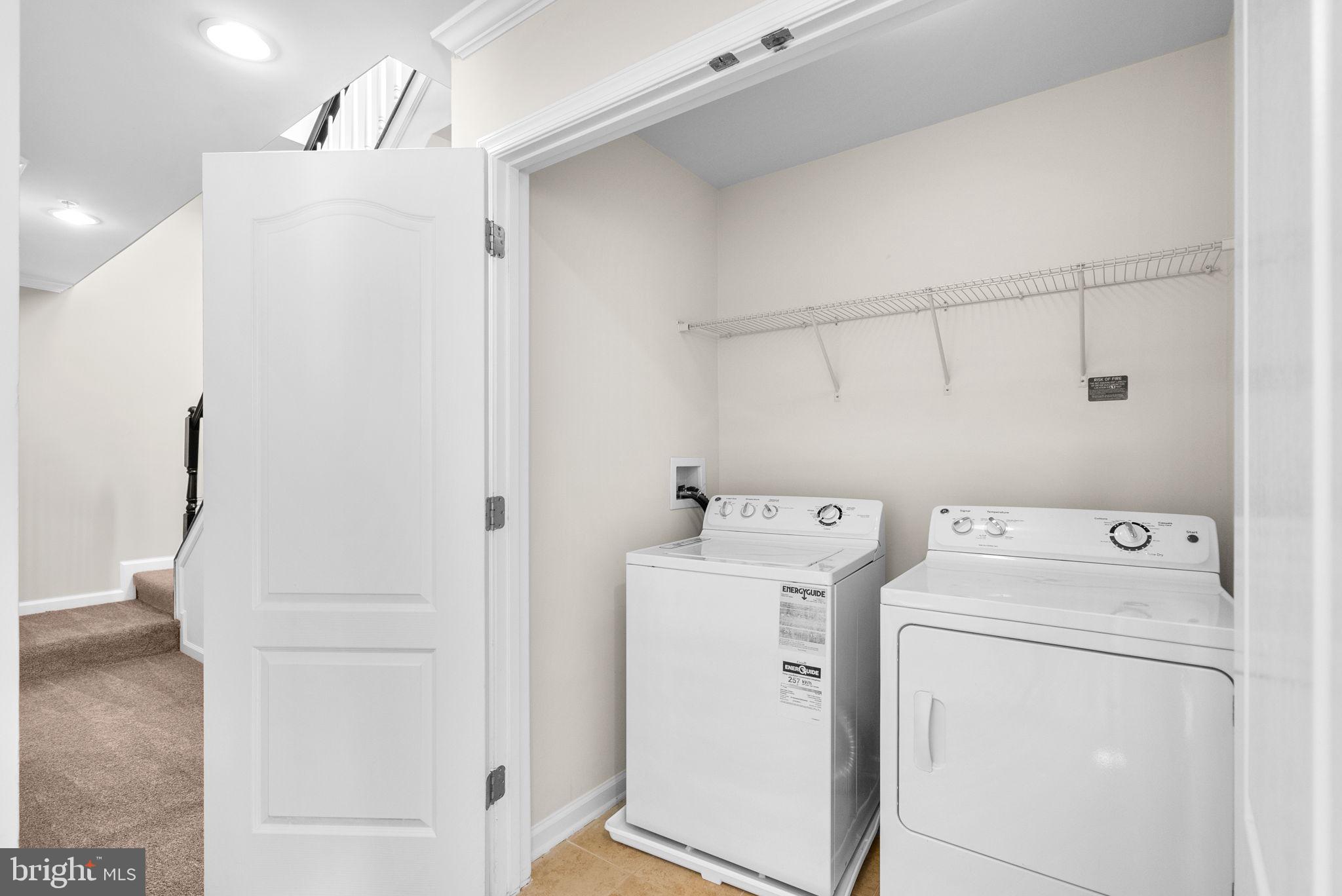 7126 Beaumont Place Hanover, MD 21076 - Photo 18 of 32 Laundry