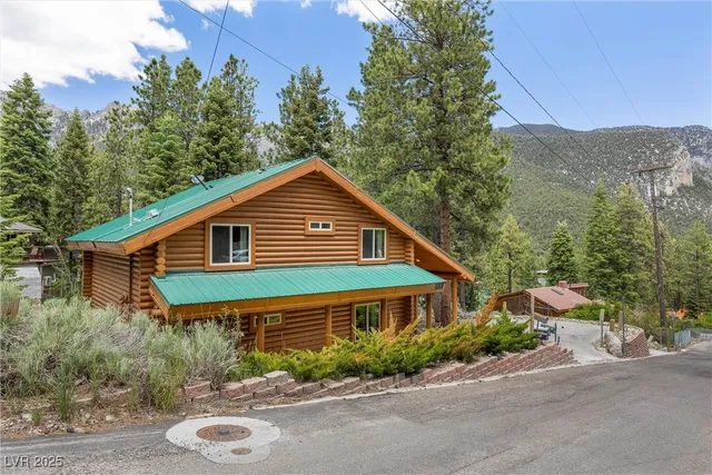 $835,000 | 401 Alpine Way, Mount Charleston, NV 89124