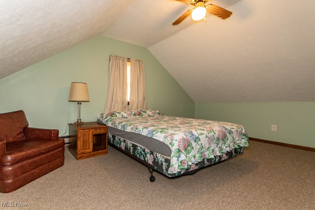 9775 Fairmount Road Newbury, OH 44065 - Photo 28 of 37 3rd floor - 4th bedrooom