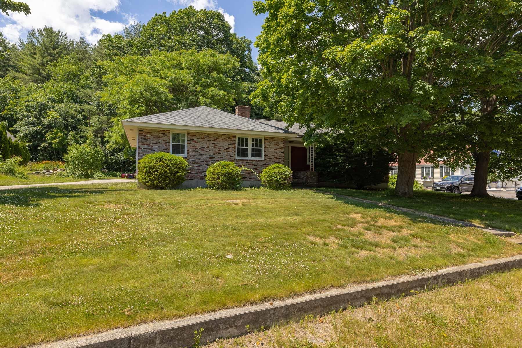 665 Wallis Road Rye, NH 03870 - Photo 1 of 19