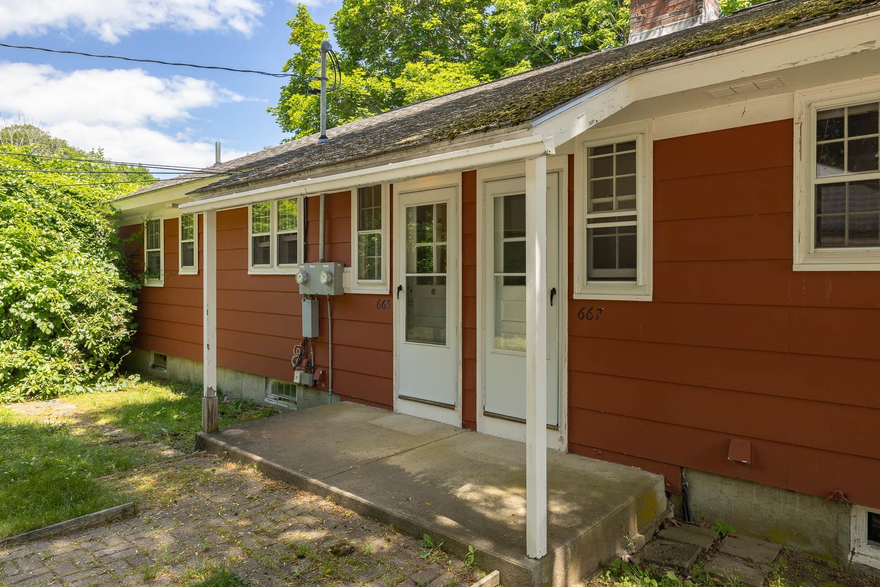 665 Wallis Road Rye, NH 03870 - Photo 2 of 19