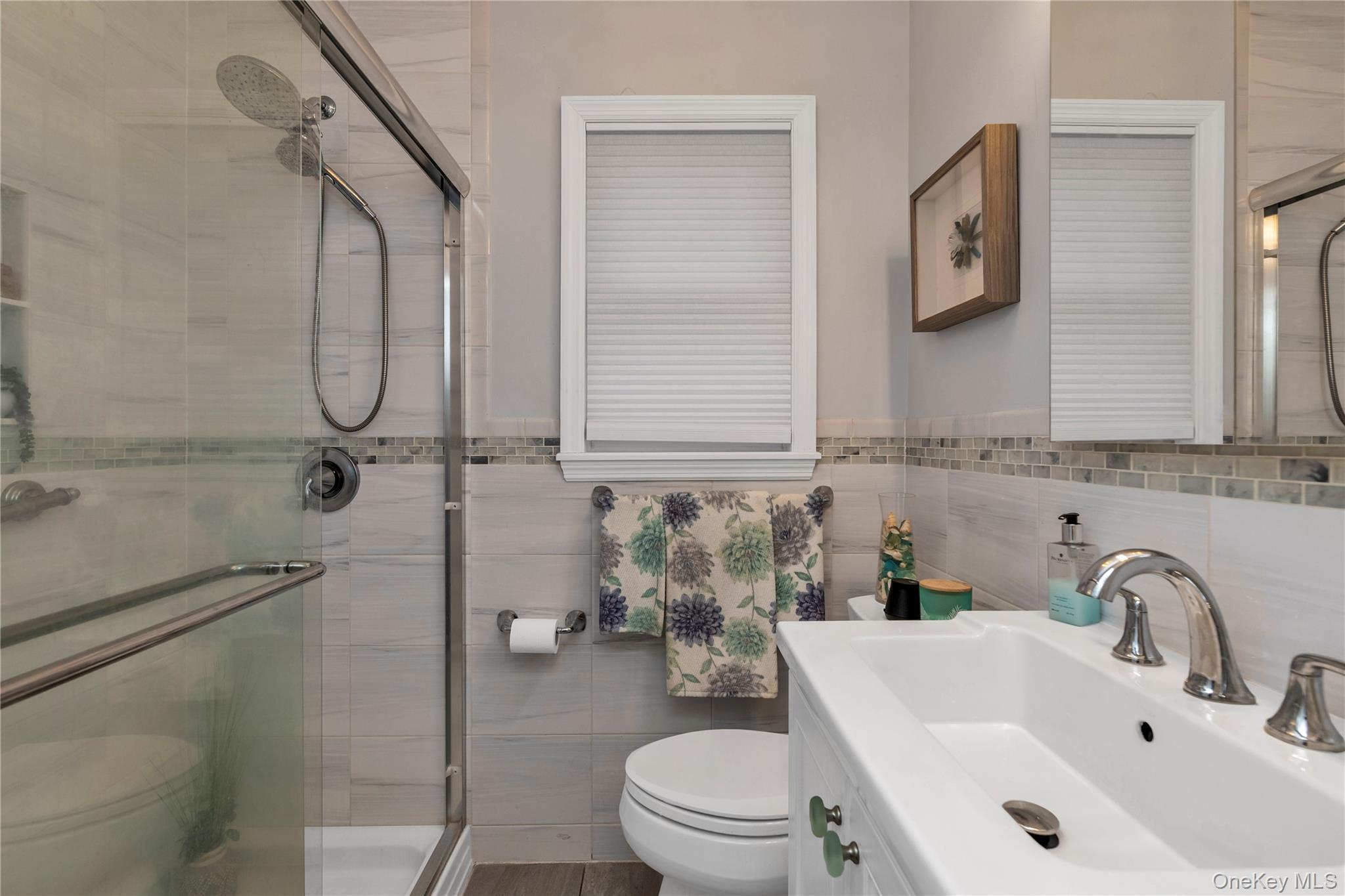 44 Marlowe Road Valley Stream, NY 11580 - Photo 11 of 21