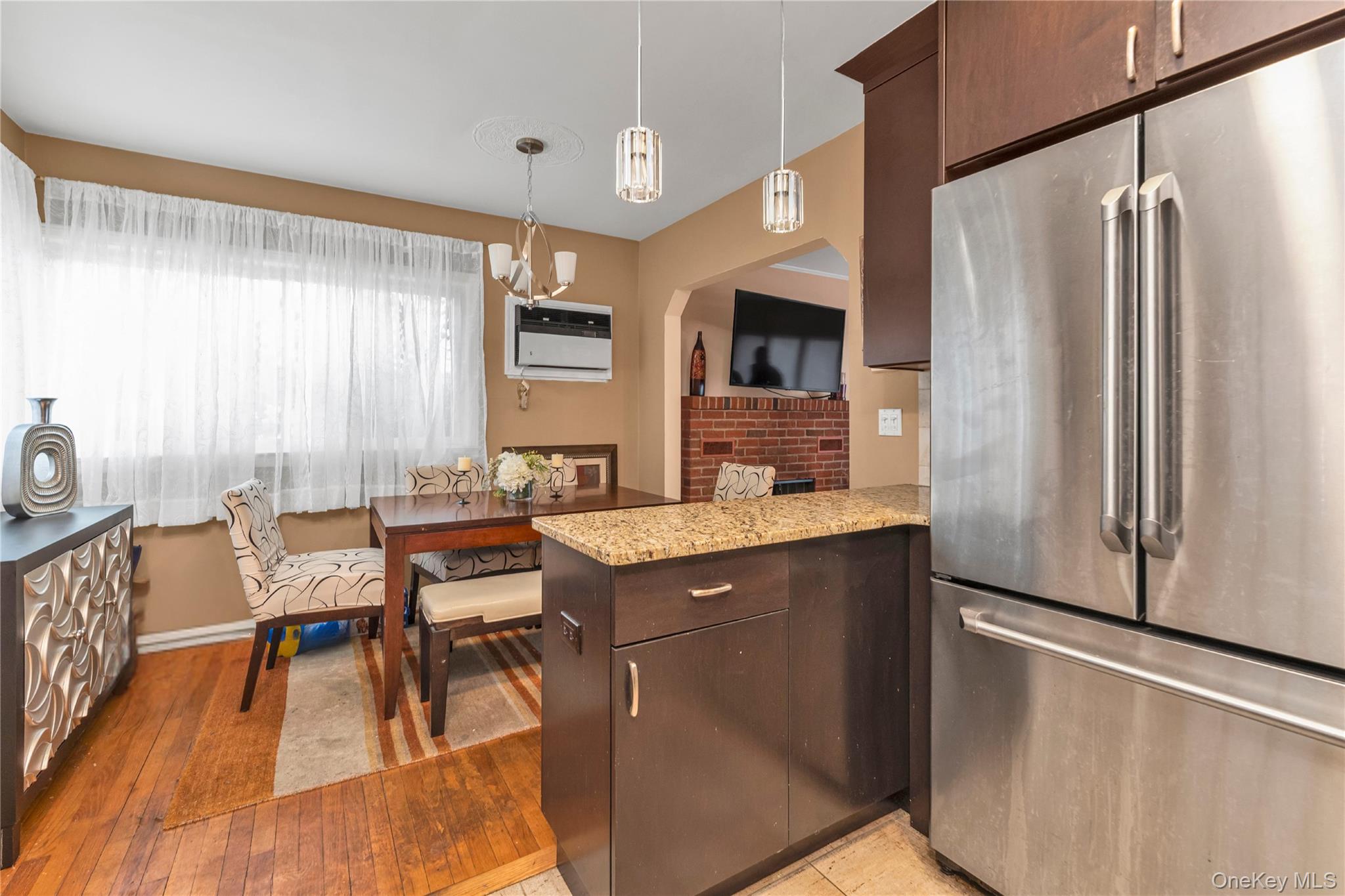 44 Marlowe Road Valley Stream, NY 11580 - Photo 7 of 21