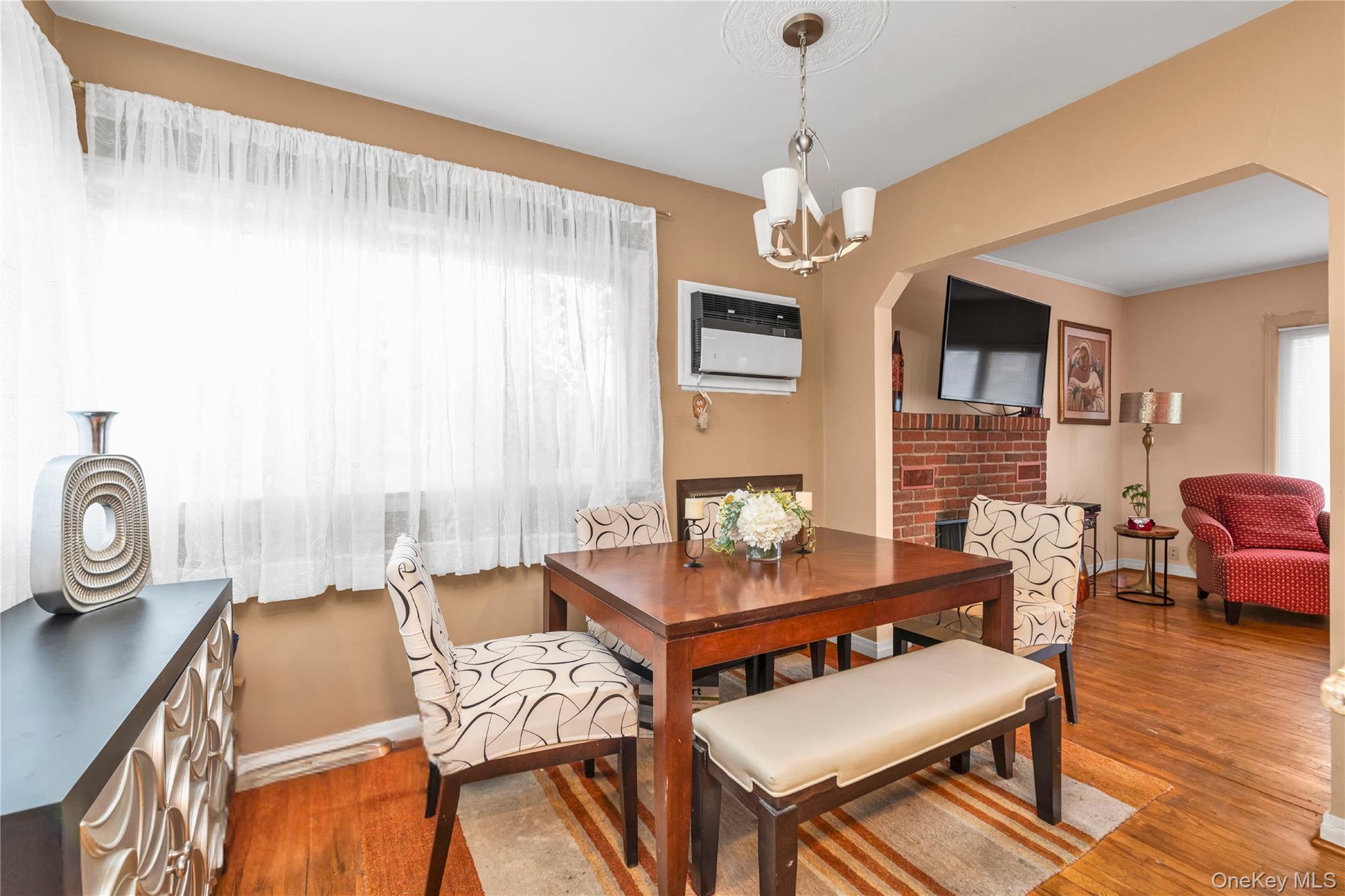 44 Marlowe Road Valley Stream, NY 11580 - Photo 8 of 21