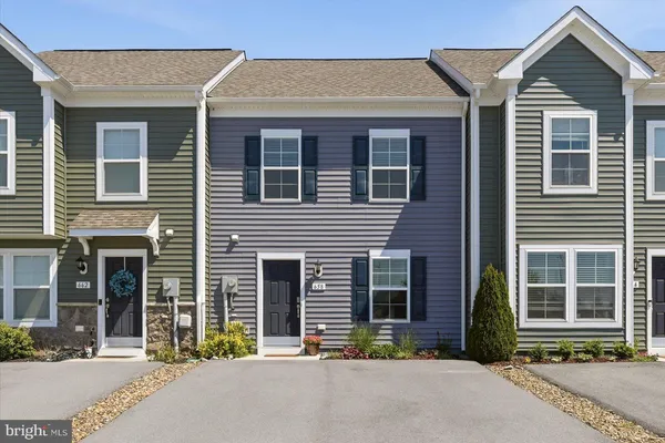 $295,000 | 658 Thumper Drive, Ranson, WV 25438