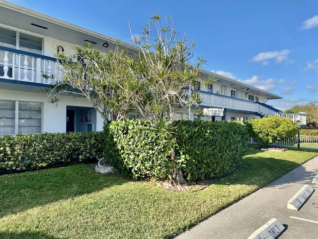 $98,000 | 374 Markham Q, Deerfield Beach, FL 33442