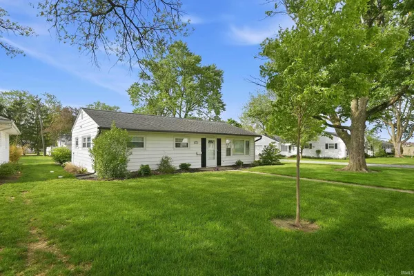 $158,000 | 866 West Franklin Street, Berne, IN 46711