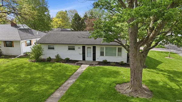 $158,000 | 866 West Franklin Street, Berne, IN 46711
