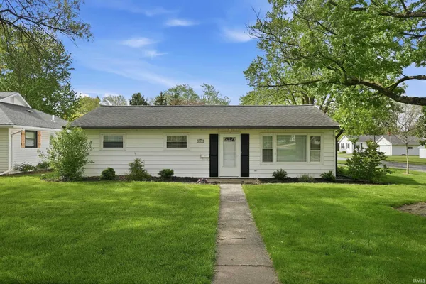 $158,000 | 866 West Franklin Street, Berne, IN 46711