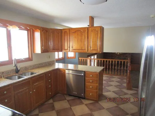 $374,900 | 1440 15th Street North, Wahpeton, ND 58075