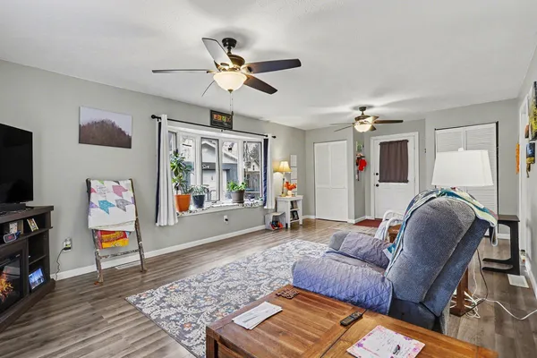 $185,000 | 408 North Lakeview Avenue, Sturgis, MI 49091